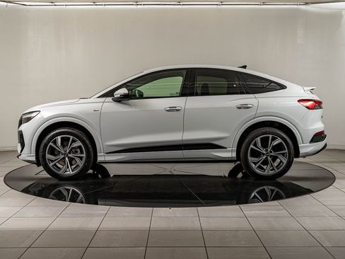 Used 2023 Audi Q4 e-tron Premium w/ Convenience Package image 8