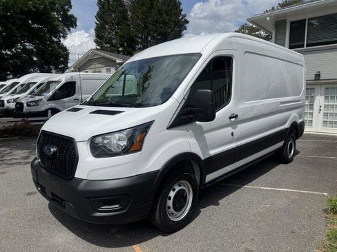 Used 2025 Ford Transit 250 148 Medium Roof RWD image 1