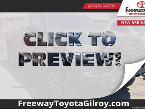 Used 2016 Toyota Tacoma SR AWD/4WD image 1