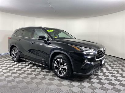Used 2021 Toyota Highlander XLE