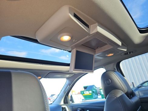 Used 2015 GMC Acadia Denali image 28