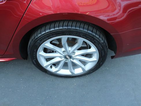 Used 2019 Audi A4 2.0T Premium Plus w/ Premium Plus Package image 15