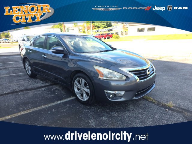 Used 2013 Nissan Altima 2.5 SL w/ Technology Pkg FWD image 1