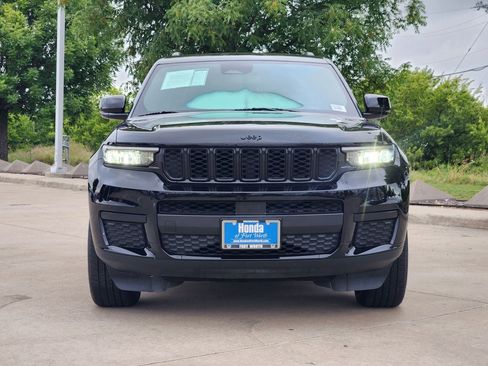 Used 2023 Jeep Grand Cherokee L Laredo AWD/4WD image 2