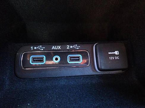 Used 2018 Jeep Grand Cherokee Limited AWD/4WD image 19