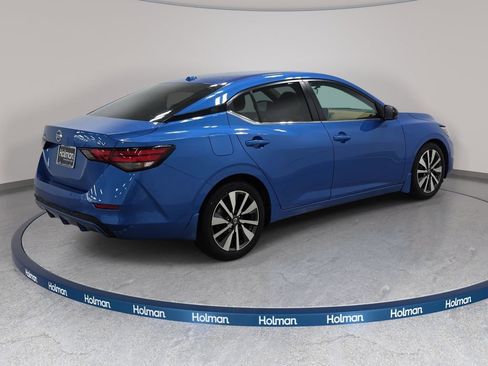Used 2020 Nissan Sentra SV w/ SV Premium Package FWD image 5