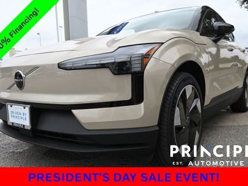 New 2026 Volvo EX30 Plus image 5