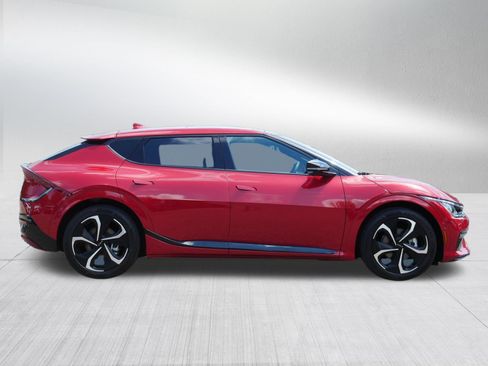 Certified 2024 Kia EV6 GT-Line AWD/4WD image 8