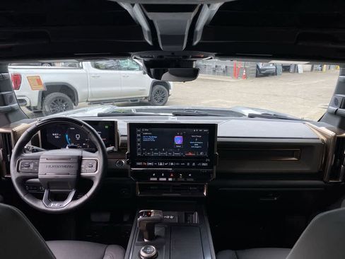 Used 2025 GMC Hummer EV 2X AWD/4WD image 12