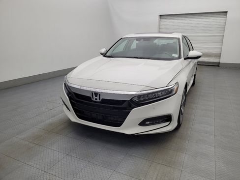 Used 2018 Honda Accord Touring image 15