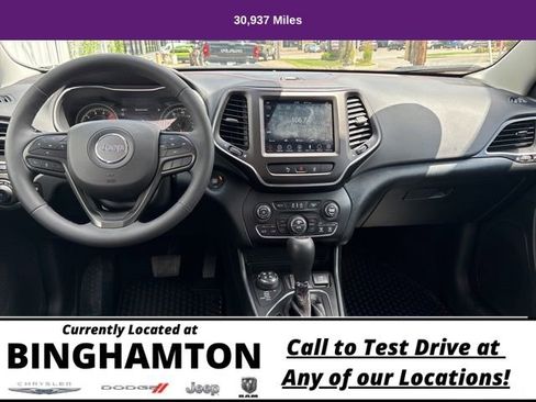 Used 2022 Jeep Cherokee Trailhawk image 22