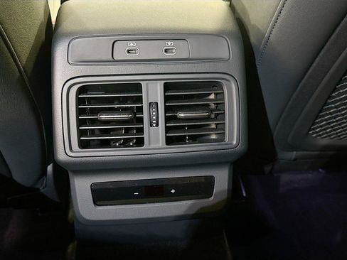 Certified 2025 Audi Q5 Premium AWD/4WD image 26