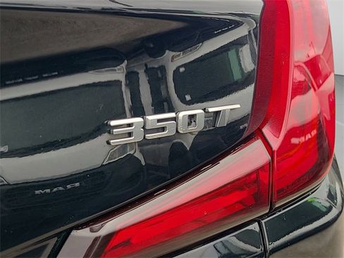 Used 2023 Cadillac XT4 Premium Luxury image 11