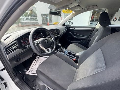 Used 2019 Volkswagen Jetta S w/ Driver Assistance Package image 9
