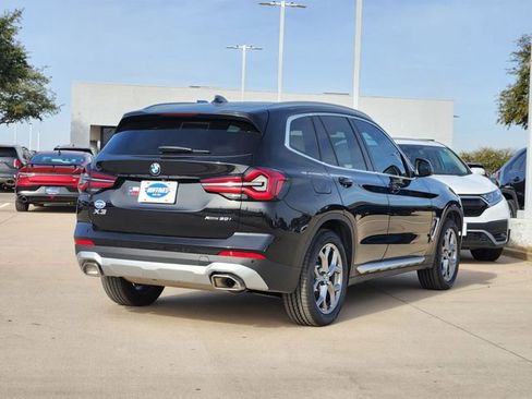 Used 2024 BMW X3 xDrive30i w/ Premium Package image 3