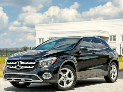 Used 2020 Mercedes-Benz GLA 250 w/ Premium Package