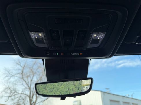 Used 2025 GMC Sierra 1500 Denali Ultimate image 23