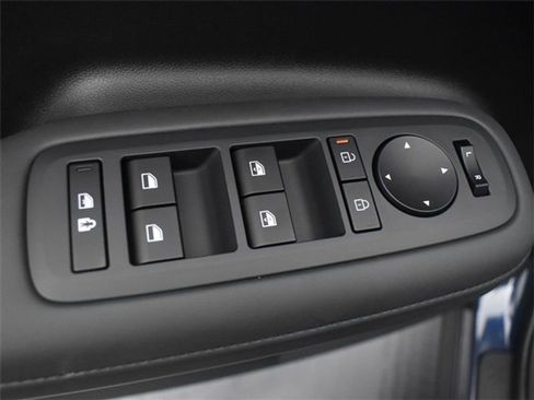 Used 2025 Hyundai Santa Fe SEL image 9