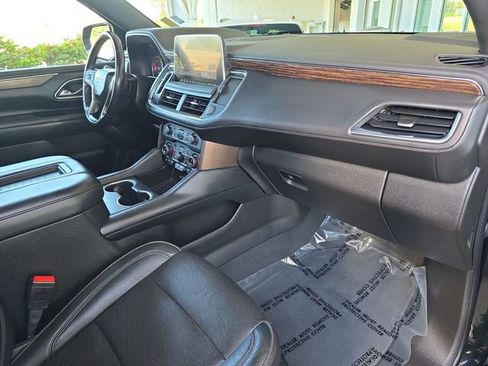 Certified 2021 Chevrolet Suburban High Country image 36