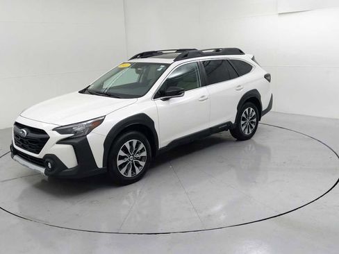 Certified 2023 Subaru Outback Limited AWD/4WD image 4