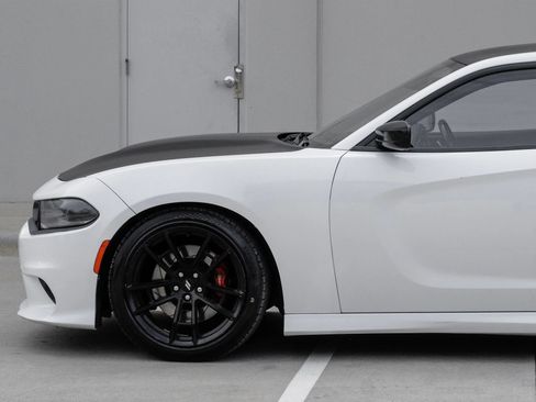 Used 2019 Dodge Charger Scat Pack w/ Daytona Edition Group RWD image 9