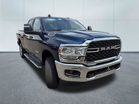 Used 2024 RAM 2500 Big Horn w/ Bed Utility Group AWD/4WD image 5