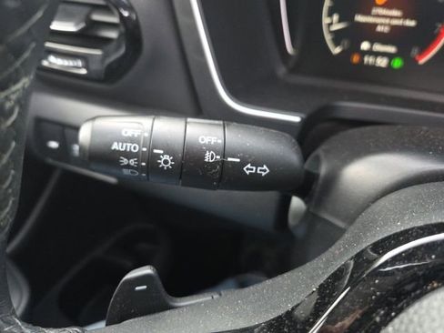 Used 2025 Honda Pilot Touring image 40