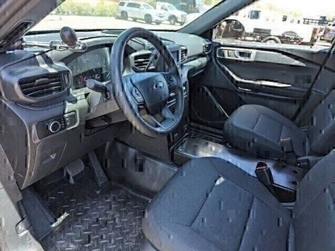 New 2024 Ford Explorer 4WD Police Interceptor image 17