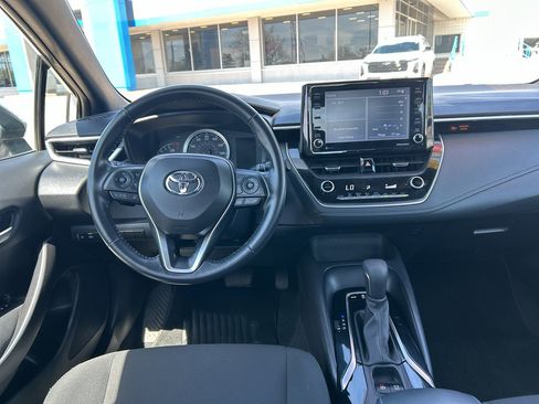 Used 2022 Toyota Corolla SE w/ SE Premium Package image 31