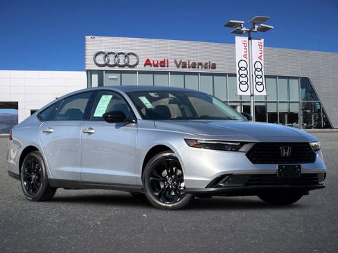 Used 2025 Honda Accord SE image 1