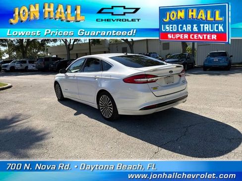 Used 2017 Ford Fusion Titanium FWD image 8