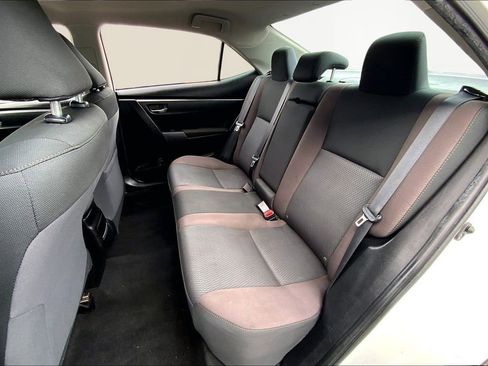 Used 2019 Toyota Corolla LE image 16