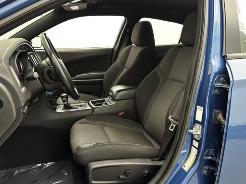 Used 2022 Dodge Charger SXT image 13