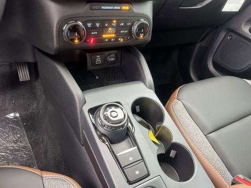 Used 2024 Ford Bronco Sport Outer Banks w/ Tech Package image 30