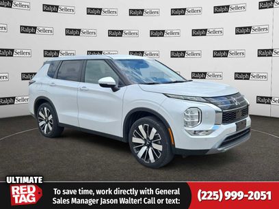 Used 2025 Mitsubishi Outlander SE