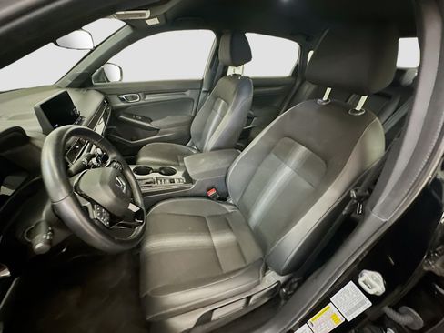 Used 2025 Honda Civic Sport image 13
