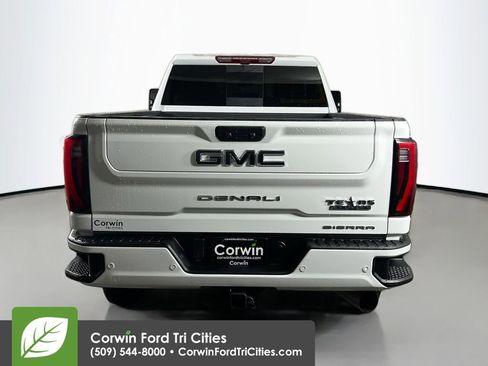 Used 2024 GMC Sierra 3500 Denali Ultimate image 14
