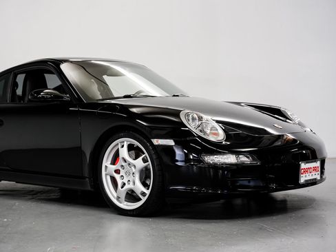 Used 2006 Porsche 911 Carrera S RWD image 33