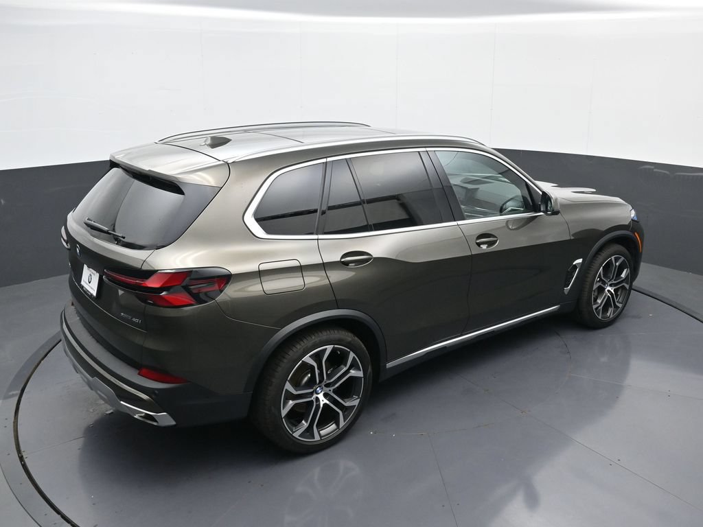 Used 2026 BMW X5 xDrive40i AWD/4WD image 36