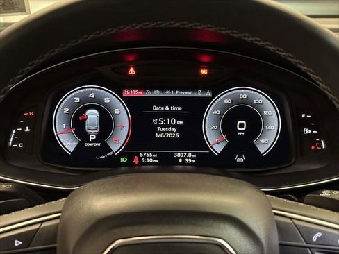 Used 2025 Audi Q8 Premium Plus w/ Premium Plus Package image 25