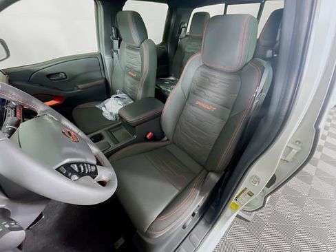 New 2026 Nissan Frontier Pro-X w/ Tow Package RWD image 13