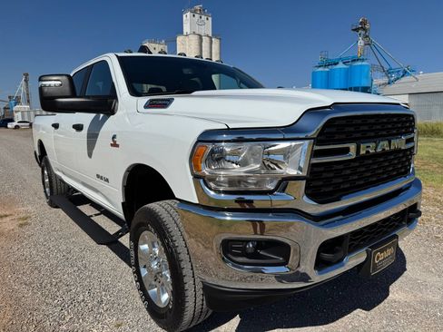 Used 2024 RAM 2500 Big Horn w/ Heated Seats & Wheel Group AWD/4WD image 2