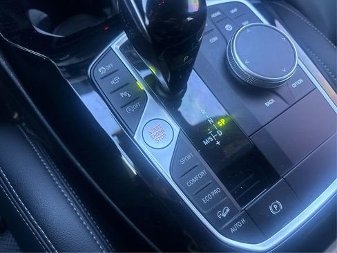 Used 2022 BMW X4 xDrive30i w/ M Sport Package image 29