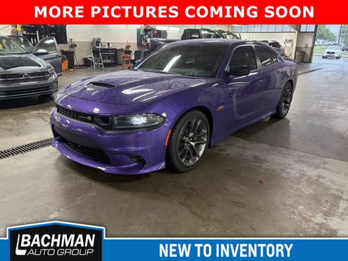 Used 2023 Dodge Charger Scat Pack w/ Plus Group RWD image 3