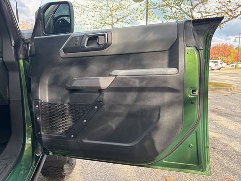 Used 2023 Ford Bronco Black Diamond image 34