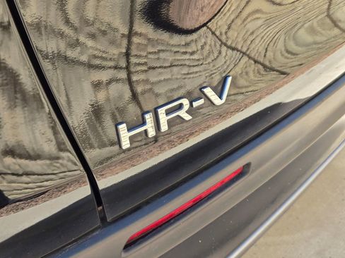 Used 2023 Honda HR-V Sport image 25