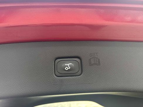 Used 2024 Ford Edge ST-Line image 14