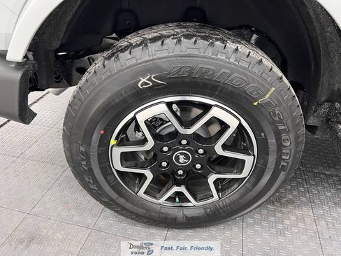 New 2026 Ford Bronco Outer Banks AWD/4WD image 16