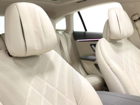 Used 2023 Mercedes-Benz EQS 580 EQS 580 4MATIC Sedan 4D image 88