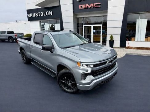 Used 2025 Chevrolet Silverado 1500 RST w/ Convenience Package II image 2